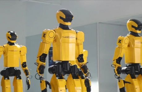 先于特斯拉，千臺訂單在手！又一國產人形機器人開啟規模量產