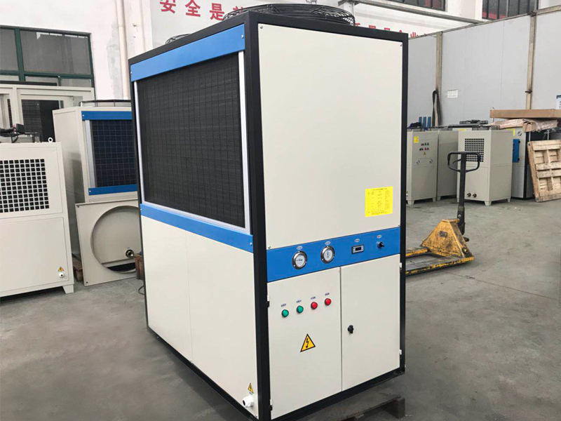 了解工業油冷機溫控配置，選擇不再迷茫