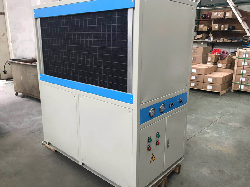 油冷機冬季清洗應該清洗哪些部件？